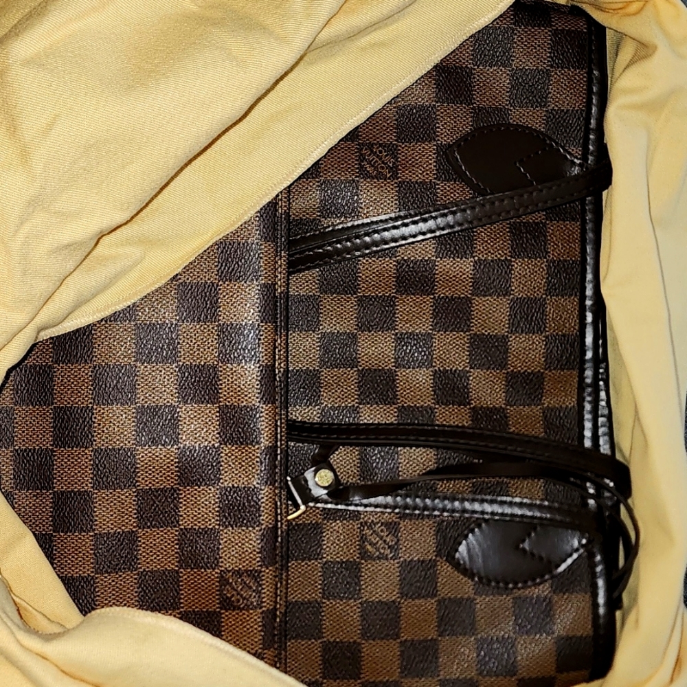 Louis Vuitton Never Full Bag